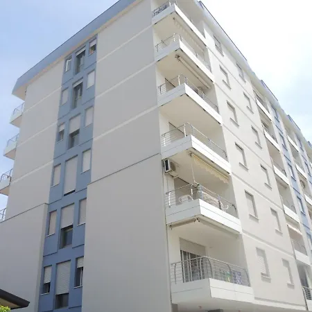 Beautiful Seafront With Terrace In - By Beahost * Bibione
