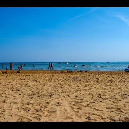 Beautiful Seafront With Terrace In - By Beahost Apartment *